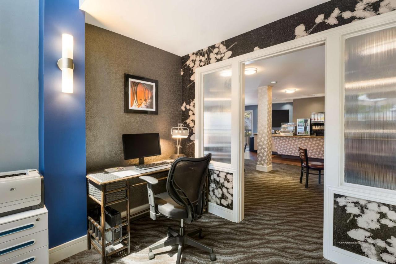 Surestay Plus Hotel By Best Western Mountain View Exterior foto