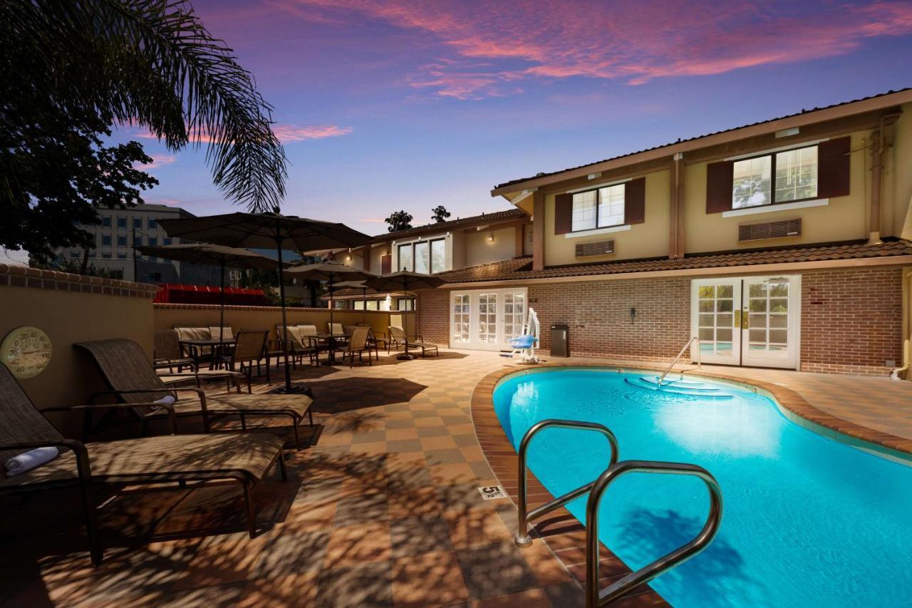 Surestay Plus Hotel By Best Western Mountain View Exterior foto